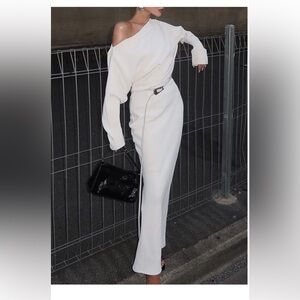 Elegant Asymmetrical Off Shoulder Solid Long sleeve Maxi dress